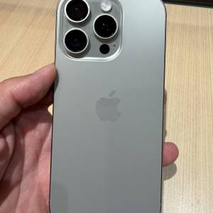 iPhone 16pro 256gb，港行雙卡極新，電池健康度87，完美冇花，所有原裝，所有功能正...