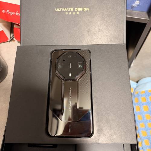 Huawei mate90RS 保時捷版16+512 黑色國行