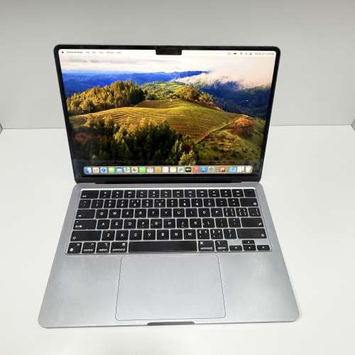 MacBook Air M2（暗空灰色 8GB / 512GB）機身新淨 💻