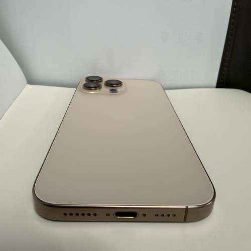 iPhone 16pro max 512gb 金色新淨冇花