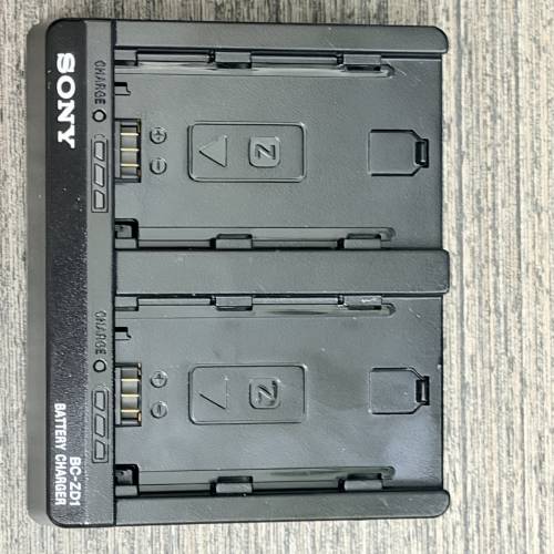Sony BC-ZD1 雙槽快充充電器
