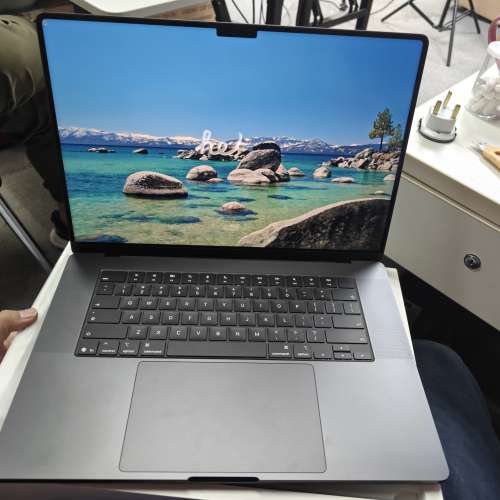 APPLE 16-inch Macbook Pro M5 Pro Chip 24GB RAM 1TB SSD