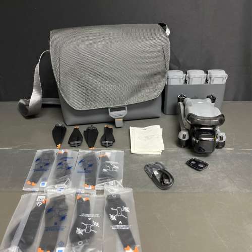 DJI Air 3 Fly More Combo (RC 2)