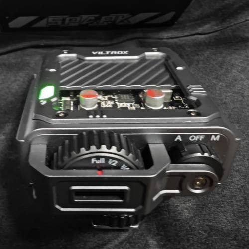 執屋清物 Viltrox Spark Z3-N TTL 復古機頂閃光燈 Nikon Z