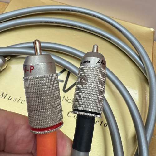 英國 Audio Note 的 ISIS Reference Copper Litz Interconnect（ RCA 訊號線）