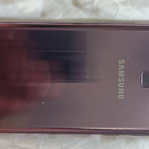 9成新Samsung Note 9功能完全一切正常但螢幕老花左上角有小裂痕.所以當零件機出售香...