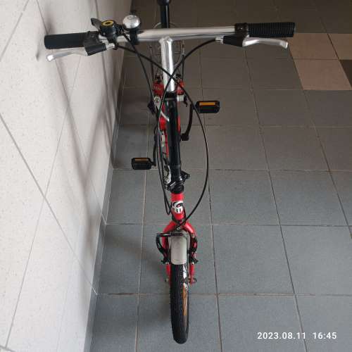 慳位的16寸V剎折疊單車
