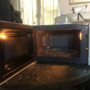 $100 [BROKEN/壞] TOSHIBA 東芝 MM2-EM20PC 輕觸式微波爐 (20公升) (不能加熱, 可以...