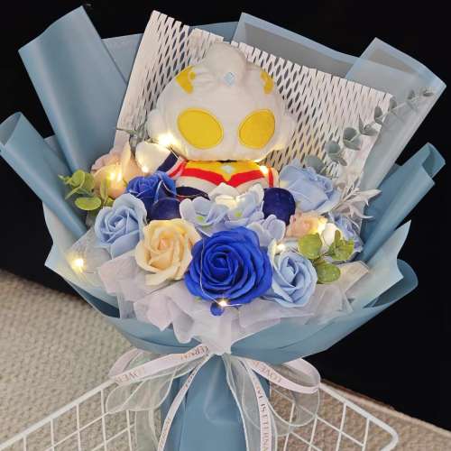 睇下文、直接留言需要日期📆 獨家原創&middot;專業花藝師用心製作✨Banpresto 超人奧特曼...