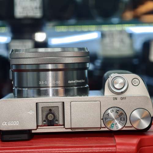 Sony a6000 + 16-50 E  16mm 50mm 16 50 功能正常 極新 配件齊全 三個月保養 （no ...