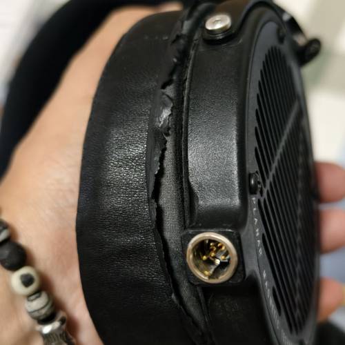audeze lcd2c