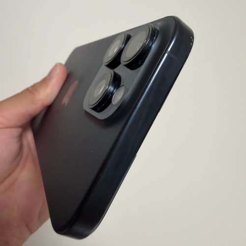 iPhone 15Pro Max 512gb,港行雙卡，電池健康度98，apple換新電，所有原裝，可以放心...