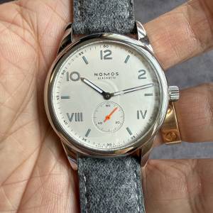 Nomos club