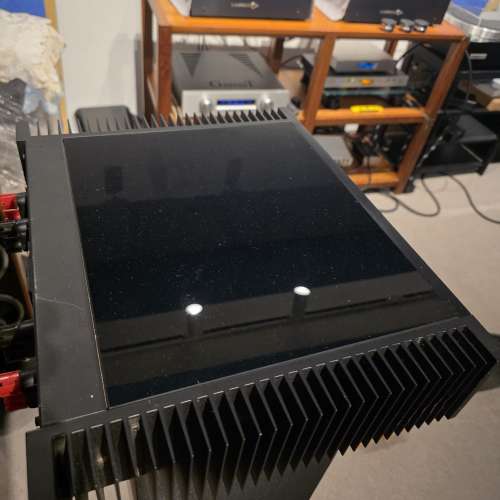 Meridian 556 後級