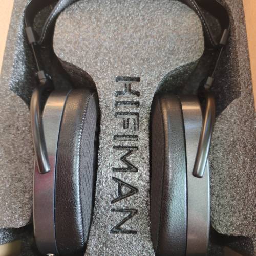 HIFIMAN Arya Stealth Magnets 平板振膜耳機