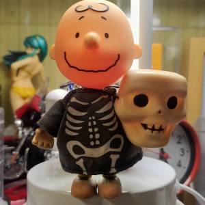 Vintage rare Halloween Charlie Brown