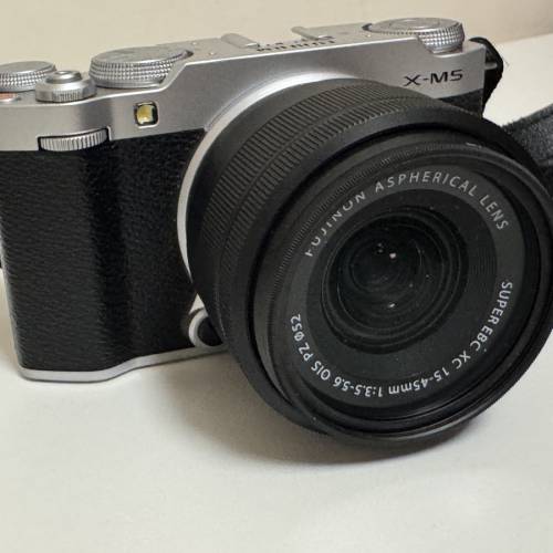 Fujifilm X-M5 silver with 15-45mm lens