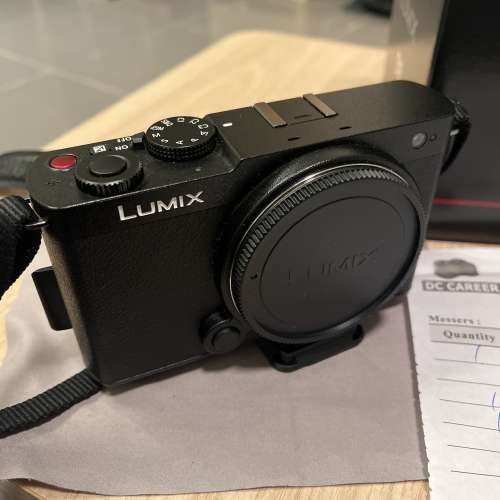 Lumix S9 +兩支鏡 (行貨）