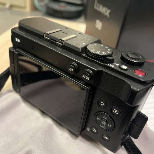 Lumix S9 +兩支鏡 (行貨）