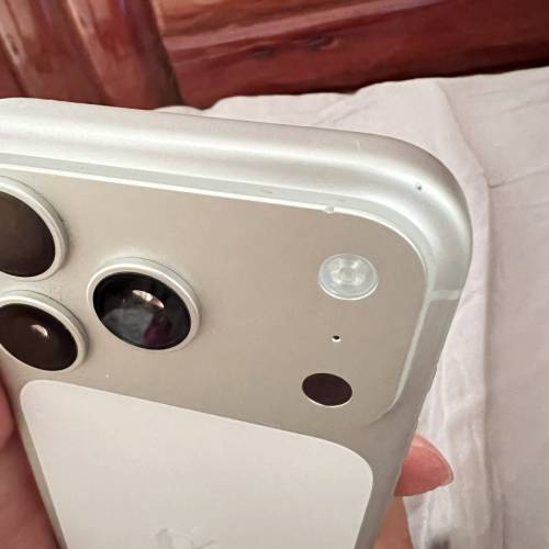 IPhone 17pro 銀色256GB