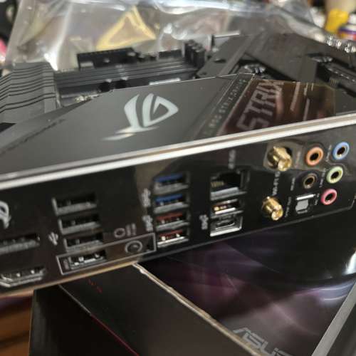 ASUS Z490-E Gaming ATX MB
