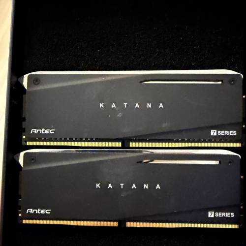 Antec Katana DDR4 3600 CL18 8Gx2 16G kit Ram RGB - 二手或全新RAM