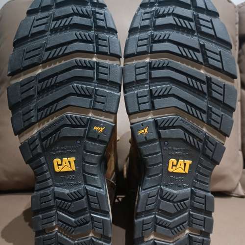 美國CAT啡色中筒安全靴(EUR43碼)