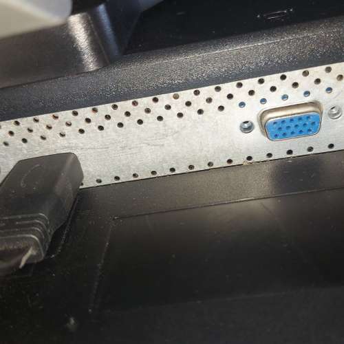 屯門良景站交收 HP 22吋  LCD MON W2207H 連內置喇叭、配備可昇降及旋轉底座