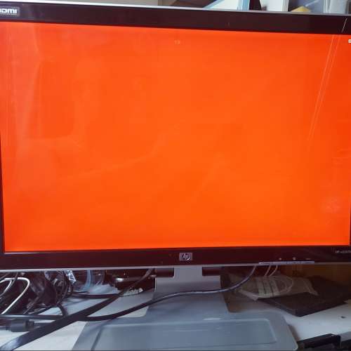 屯門良景站交收 HP 22吋  LCD MON W2207H 連內置喇叭、配備可昇降及旋轉底座