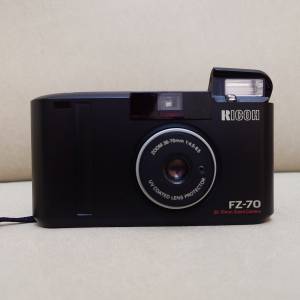 Ricoh FZ-70 新淨麗確 理光 菲林相機 35-70mm 菲林機 跳燈閃燈 自動開合鏡頭蓋 Poi...
