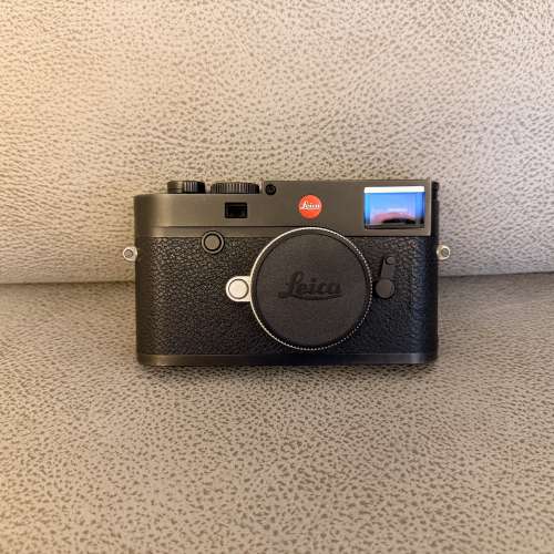 Leica M10