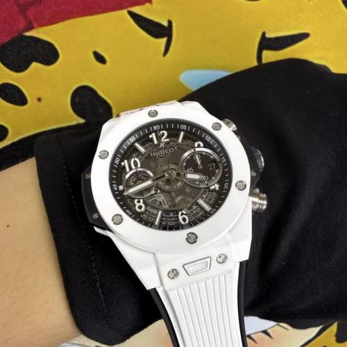HUBLOT 宇舶 Big Bang 大爆炸 白陶瓷鏤空計時型號：411.JX.1170.RX