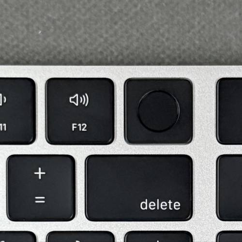 Apple TOUCH ID Magic Keyboard with Numeric Pad Black Color for M Series CPU iMac
