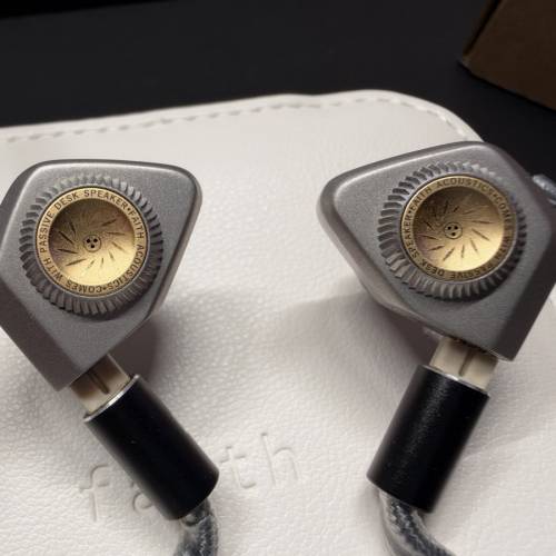 [行貨99新］Faith Audio E1000 耳機