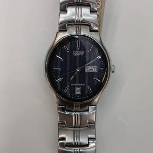 罕有古董Vintage 1980 Citizen Blue Ellipse Day-Date Slim Quartz Watch ( 男女都...