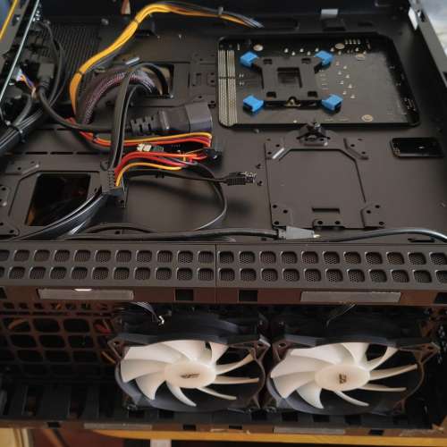 Geometric Future ATX Case Model 4 King Arthur ATX Case + SILVERSTONE 600W 火牛