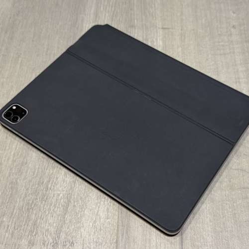 iPad Pro 5th Gen. 12.9. WiFi 256GB Space Gray + Magic Keyboard