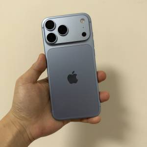 全新只激活iPhone 18 Pro Max 1TB藍色