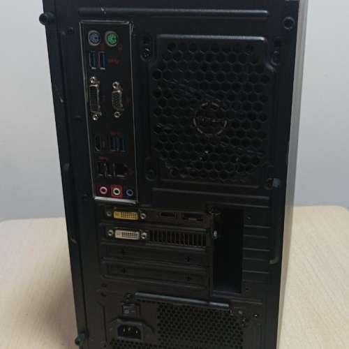 DIY組合 , i7 7700 CPU,16G ram,512G SSD,2TB HD, Geforce GTX 960 ,Win11