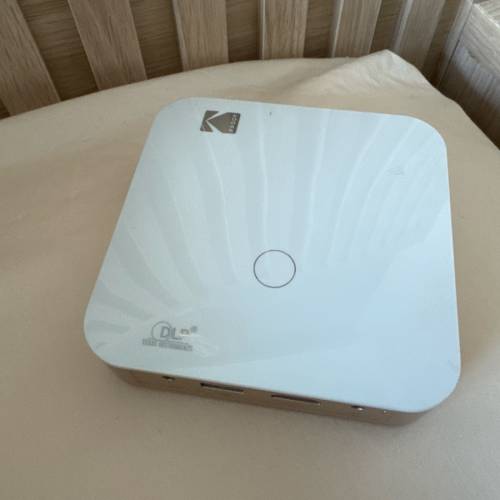 KODAK LUMA 350 portable smart projector 流動小型投影機