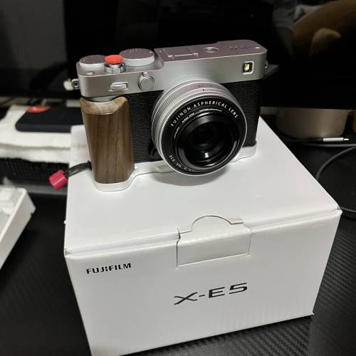 fujifilm xe5 with 23mm f2.8 r wr lens