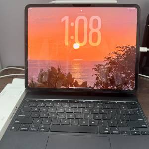 iPad PRO 13inch(M4) 5G 256g with Apple Pencil and Apple Magic Keyboard