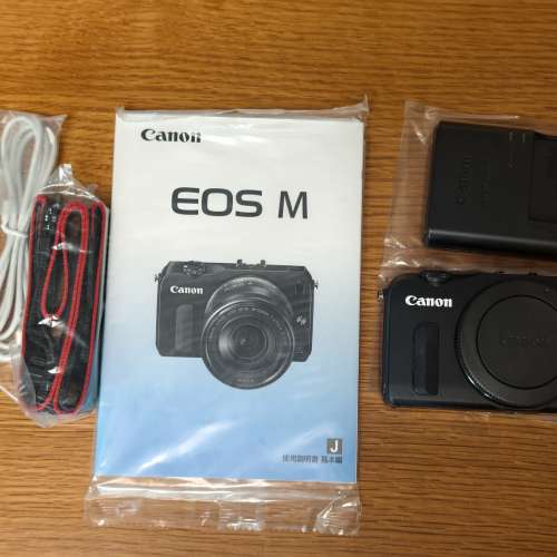 Canon EOS M 第一代機身