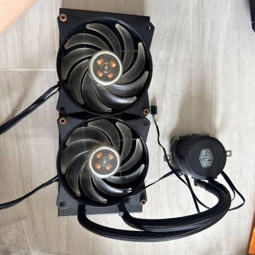 Cooler Master MasterLiquid ML240L RGB 一體式CPU水冷散熱器