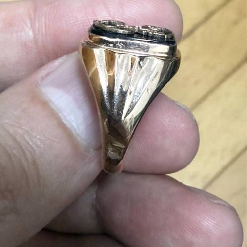 【珍藏老件】14K金 天然黑瑪瑙交織花體字母印章戒｜重約1.4錢・港圍約20圈｜內圈工...