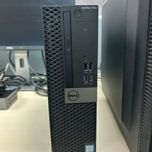 Dell i7-7700/8GB/256SSD 送全新無線滑鼠