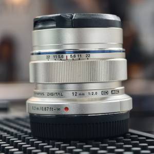 olympus 12/2 M43 功能正常 配件齊全 三個月保養