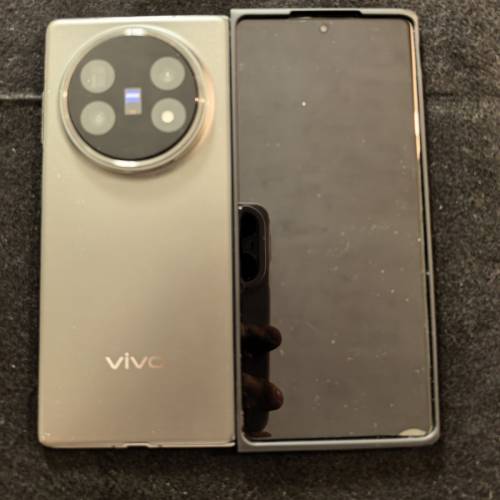 Vivo XFold 5 灰16+512 連Nillkin3防防撞殼