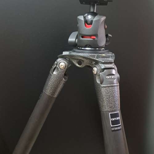 Gitzo GT3532LS  manfrotto 054