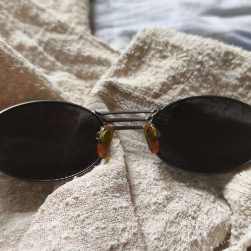 Armani 太陽眼鏡